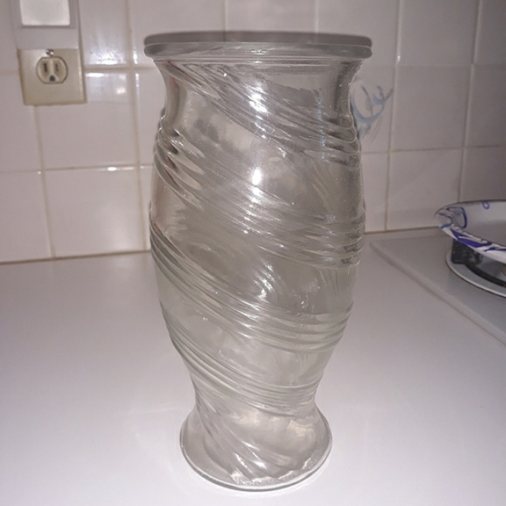 Round glass vase spiral design art tall clear flower floral centerpiece decor
